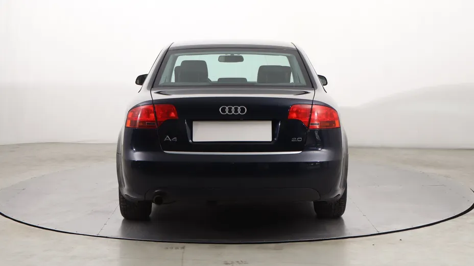 Audi A4 -