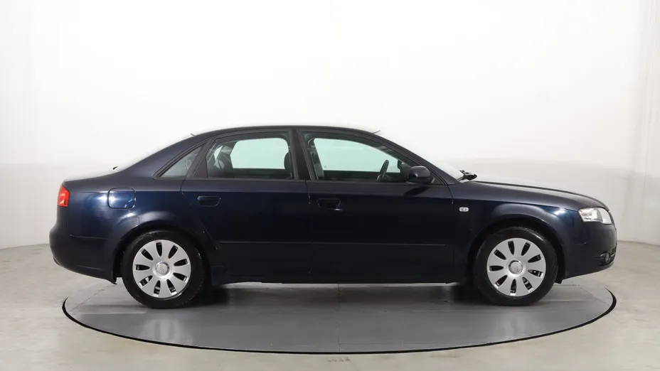 Audi A4 -