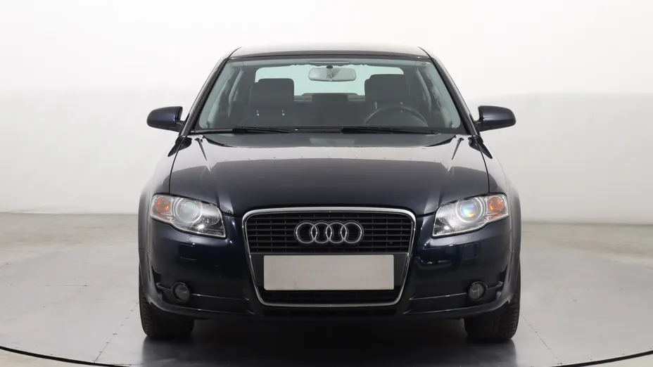 Audi A4 -