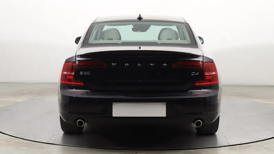 Volvo S90 -
