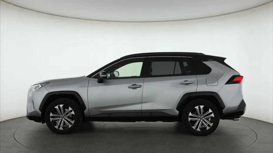Toyota RAV4 -