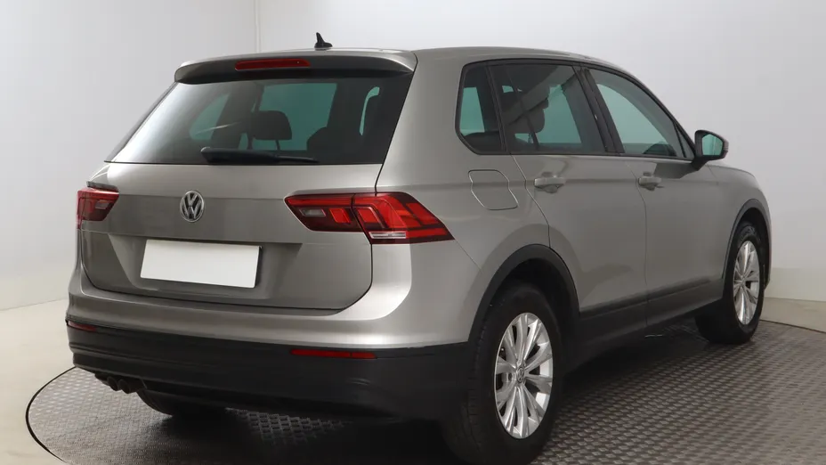 VW Tiguan -