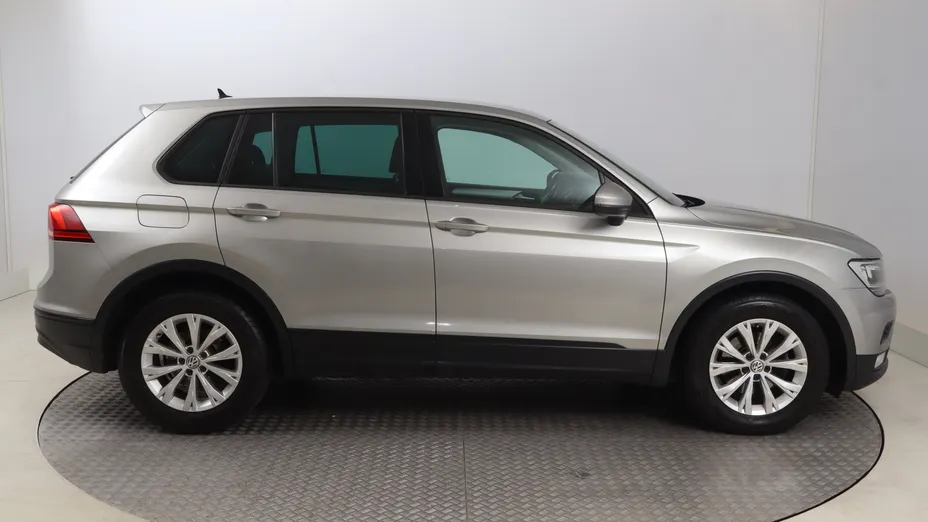 VW Tiguan -