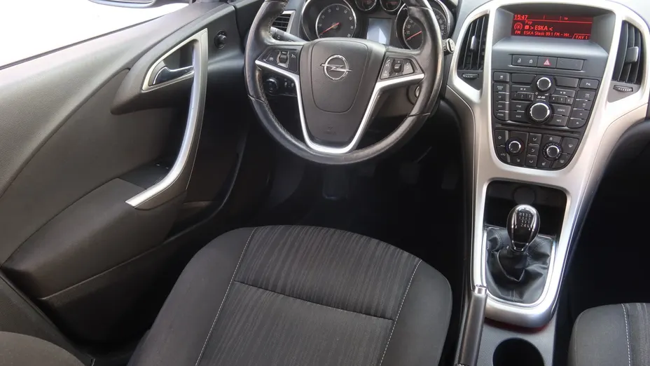 Opel Astra -