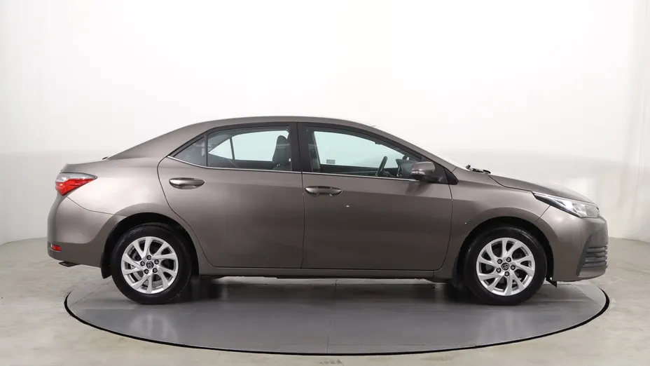 Toyota Corolla -