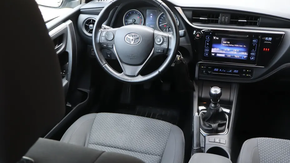 Toyota Corolla -