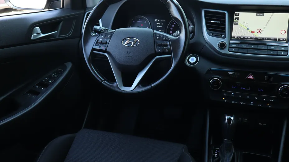 Hyundai Tucson -
