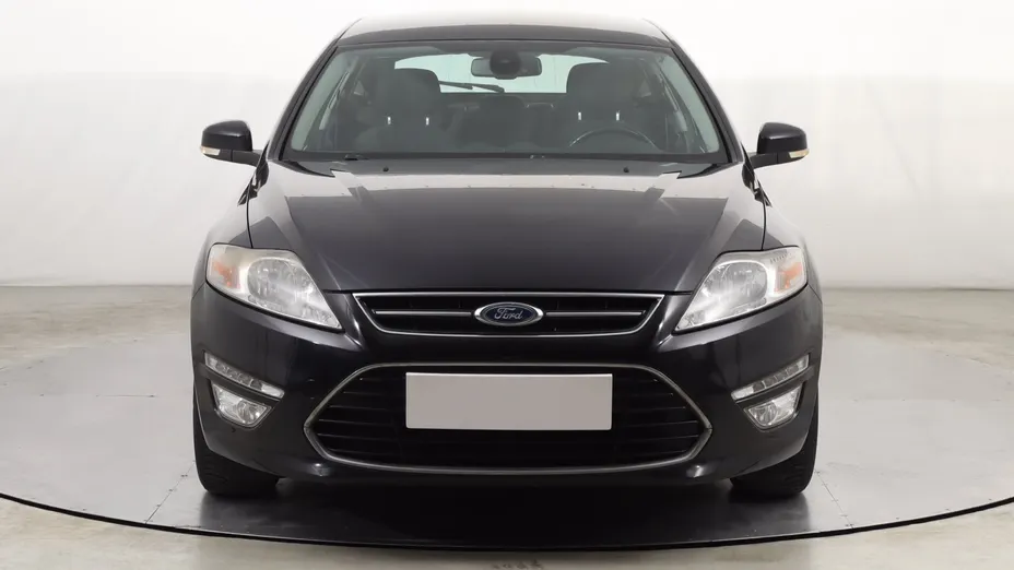 Ford Mondeo -