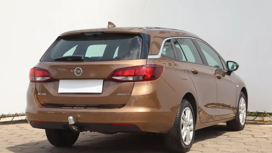 Opel Astra -