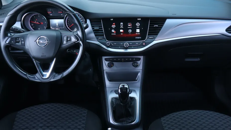 Opel Astra -