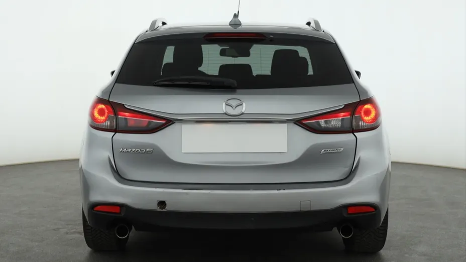 Mazda 6 -