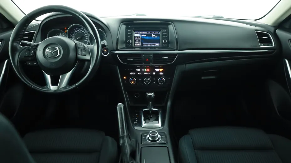 Mazda 6 -