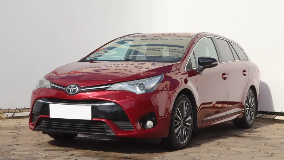 Toyota Avensis -