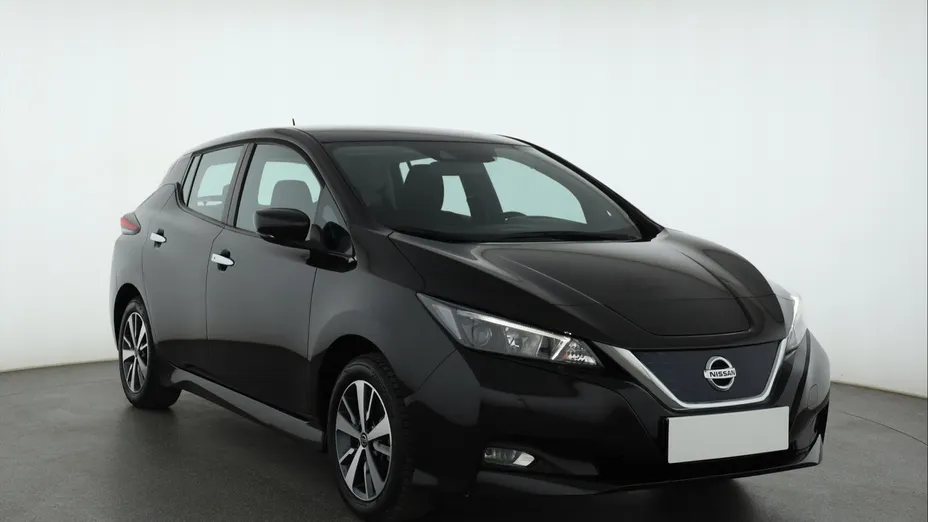 Nissan Leaf -