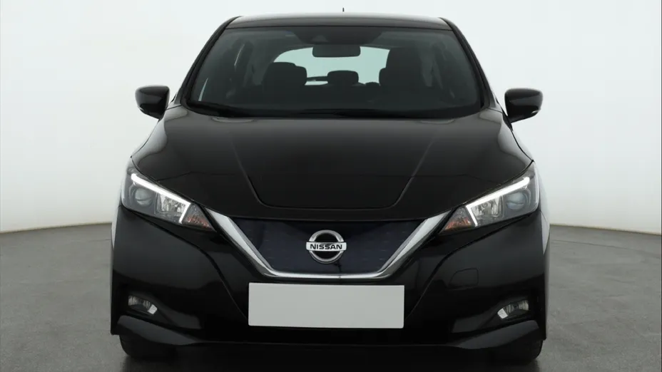 Nissan Leaf -