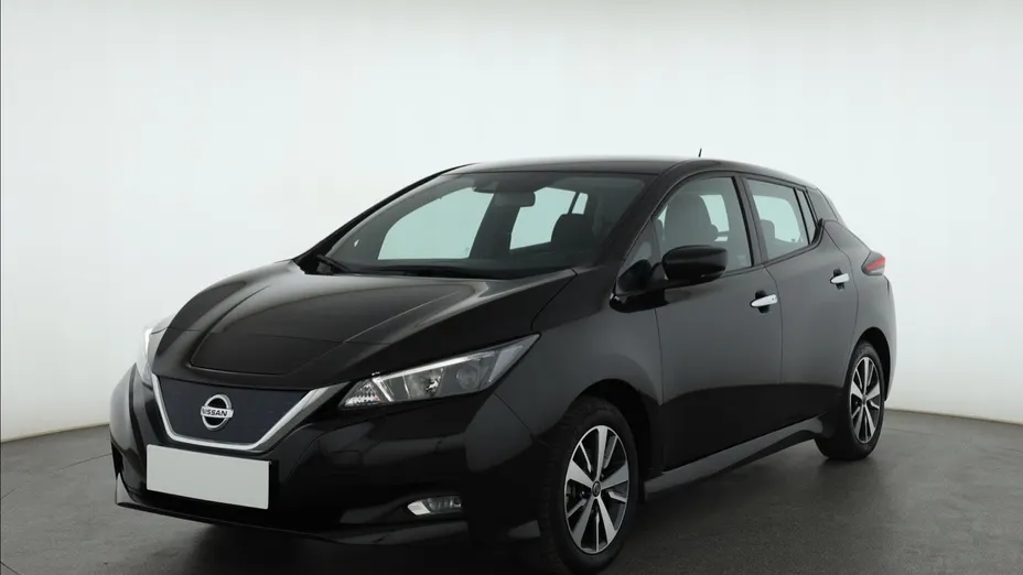 Nissan Leaf -