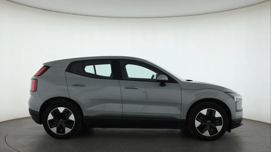 Volvo EX30 -