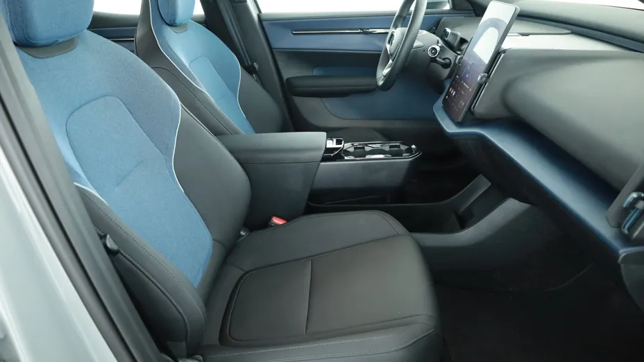 Volvo EX30 -