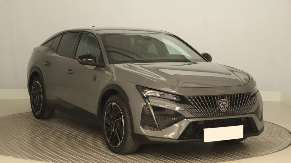 Peugeot 408 -