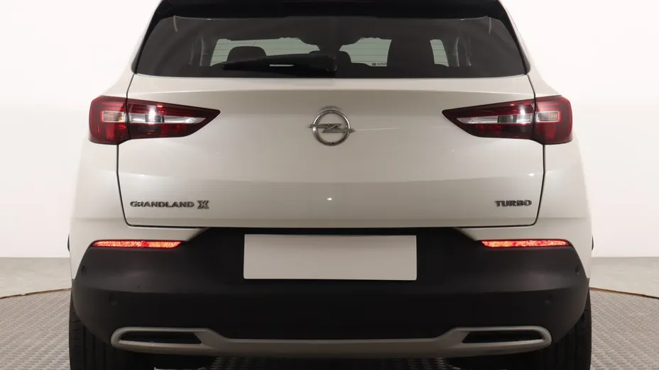 Opel Grandland -