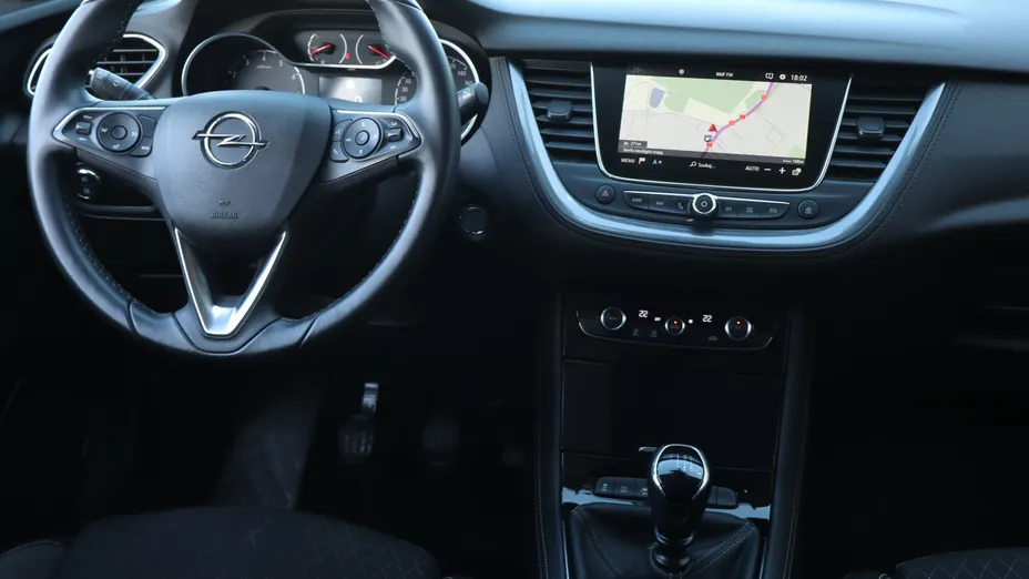 Opel Grandland -