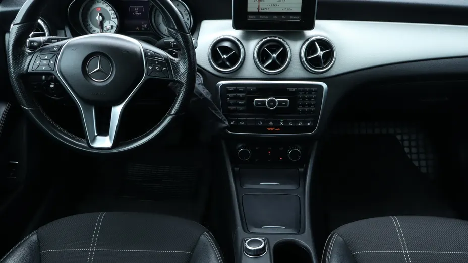 Mercedes GLA -