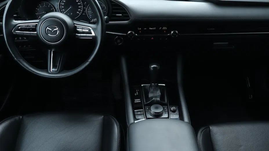 Mazda 3 -