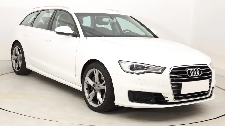 Audi A6 -