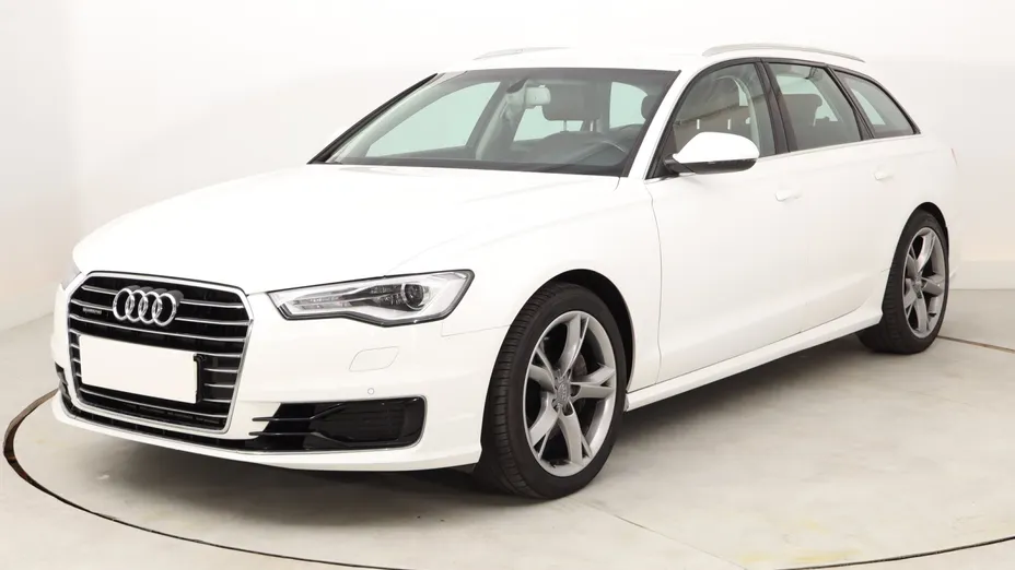 Audi A6 -