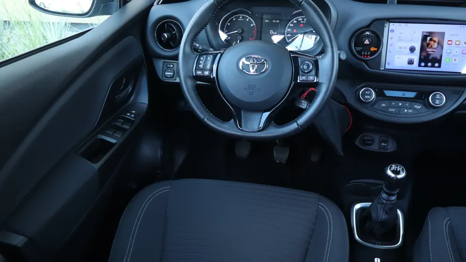 Toyota Yaris -