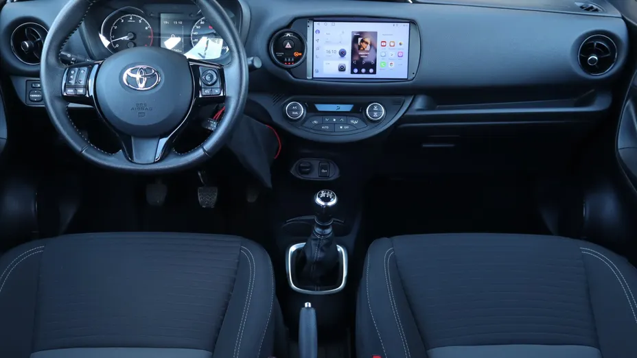 Toyota Yaris -