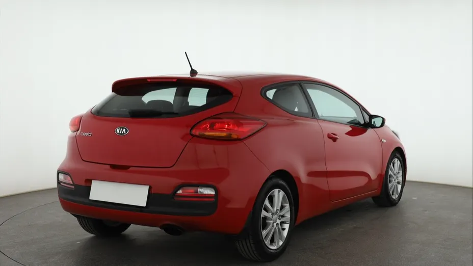 Kia ProCeed -