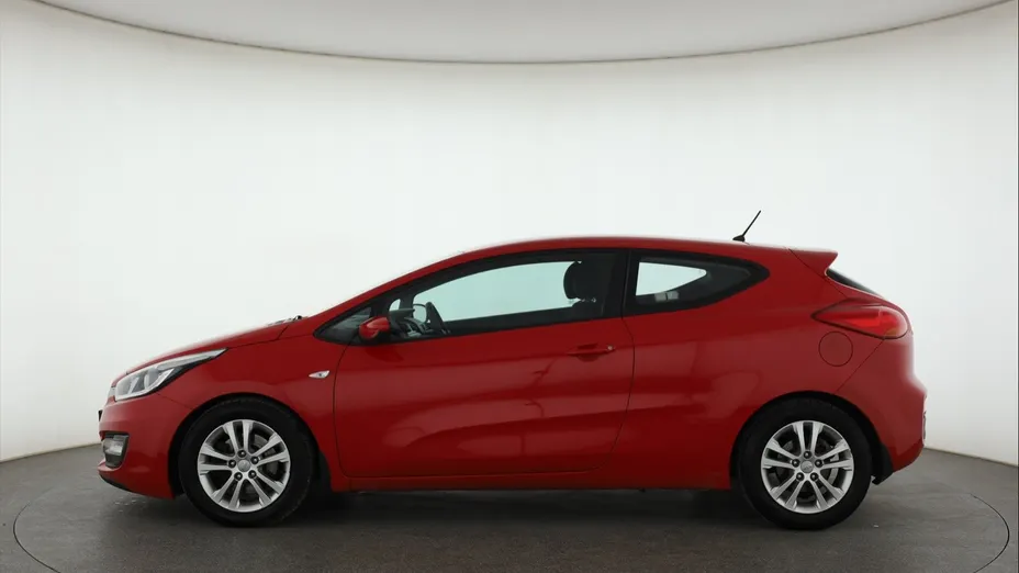 Kia ProCeed -