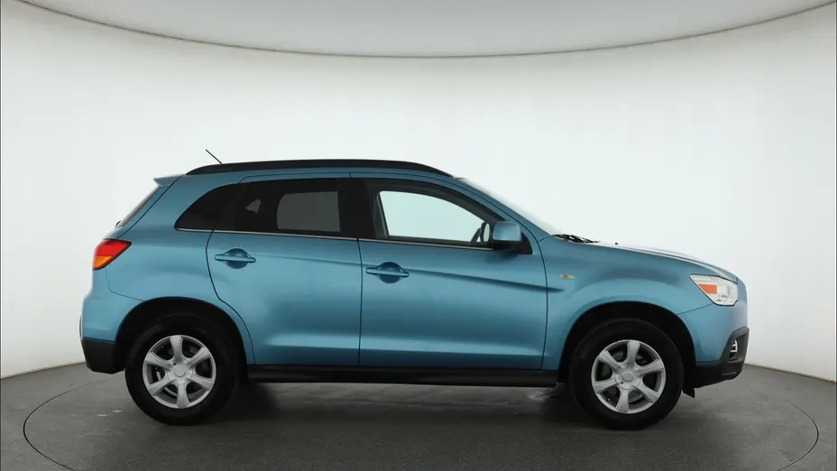 Mitsubishi ASX -
