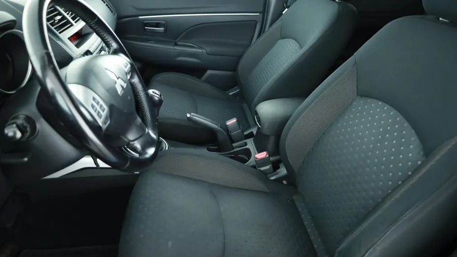 Mitsubishi ASX -