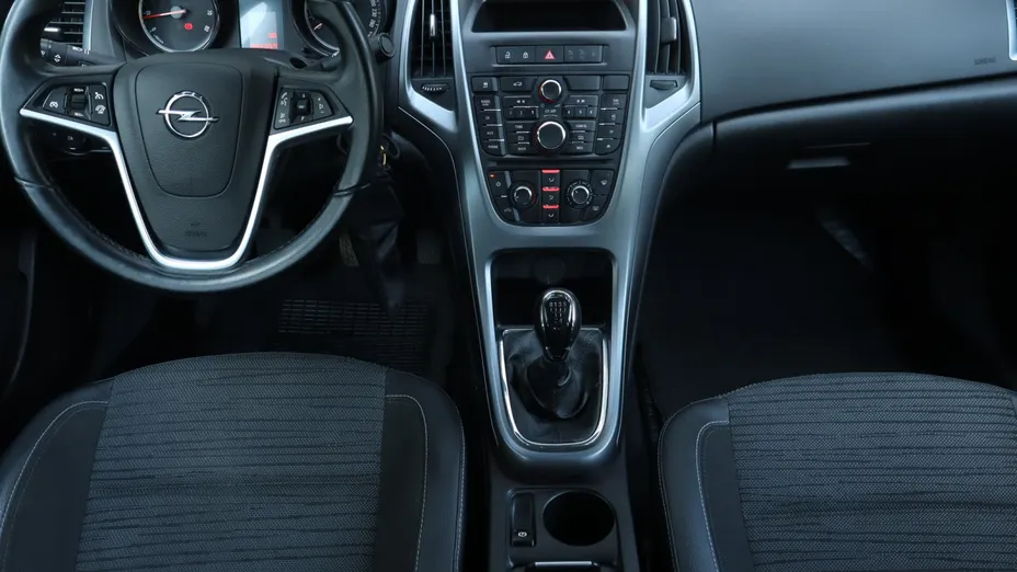 Opel Astra -