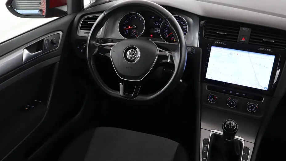 VW Golf -