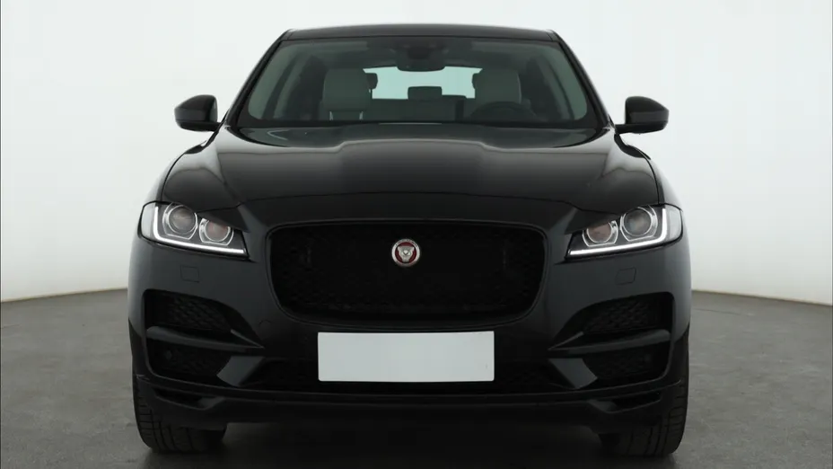 Jaguar F-Pace -