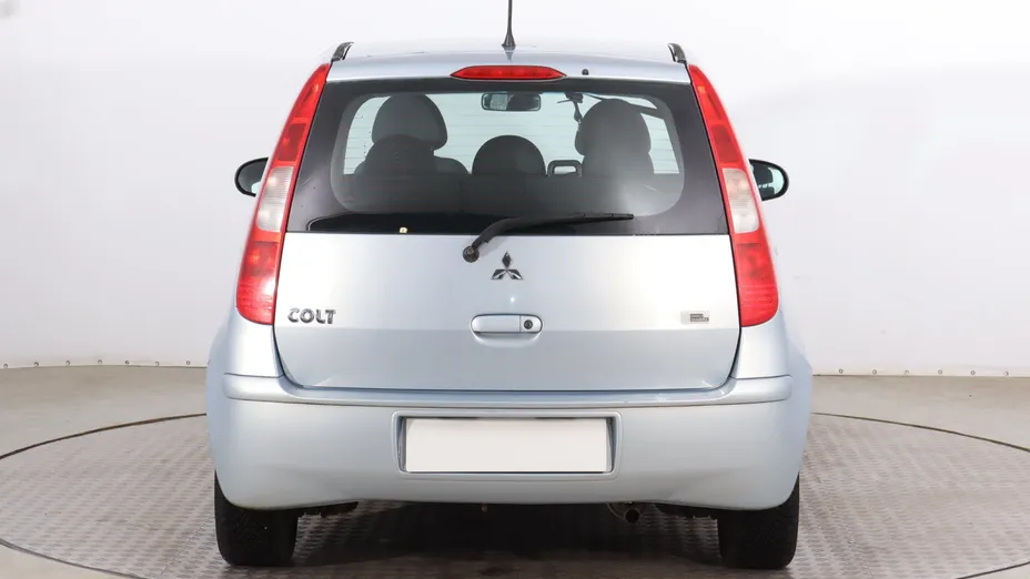 Mitsubishi Colt -