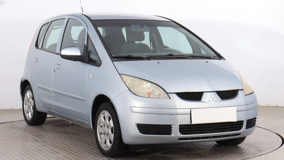 Mitsubishi Colt -