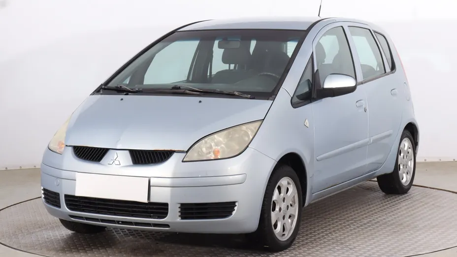 Mitsubishi Colt -