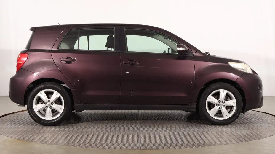 Toyota Urban Cruiser -