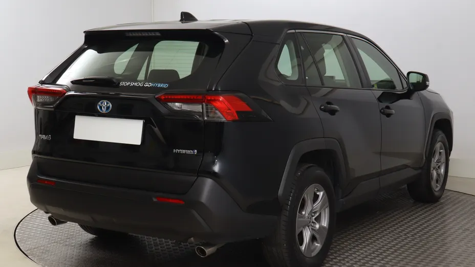 Toyota RAV4 -