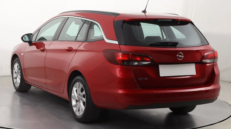 Opel Astra -