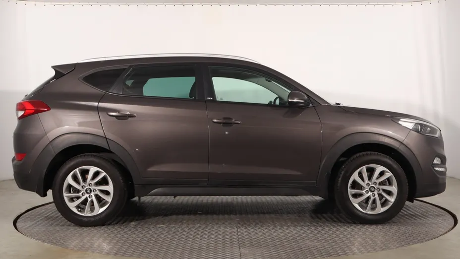 Hyundai Tucson -
