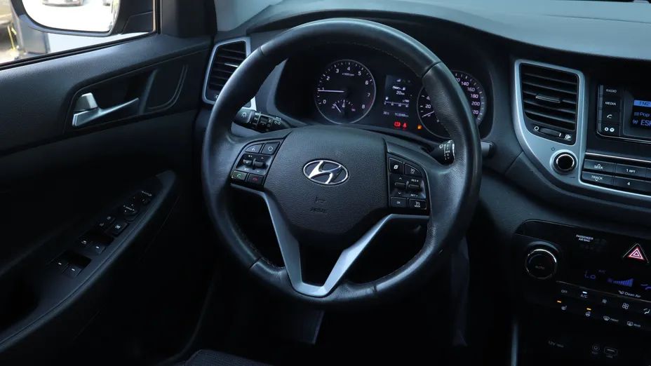 Hyundai Tucson -