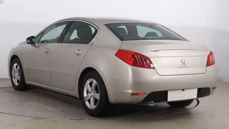 Peugeot 508 -