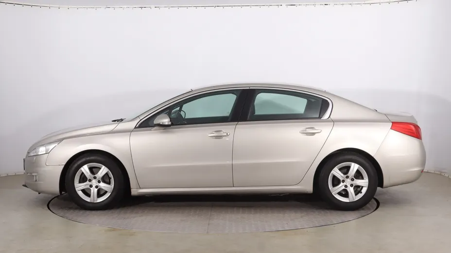 Peugeot 508 -