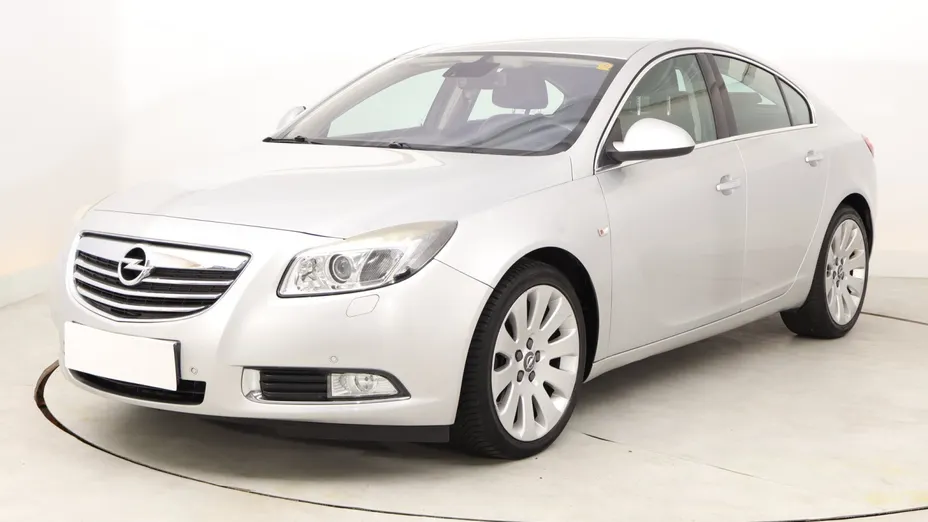 Opel Insignia -