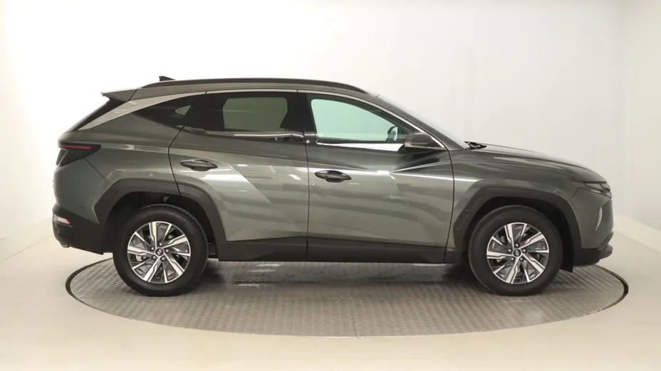 Hyundai Tucson -